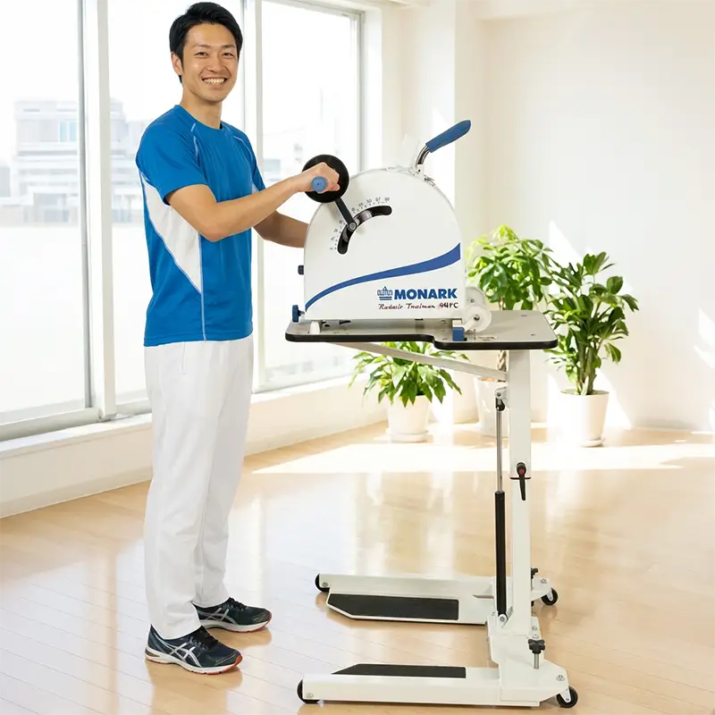 ポータブル エルゴメーター 881E スタンド併用イメージ